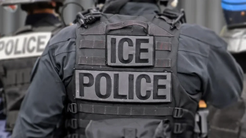 اعتقالات ICE