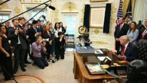 ترامب يعلن حظر دخول CNN وMSNOW وPolitico إلى البيت الأبيض